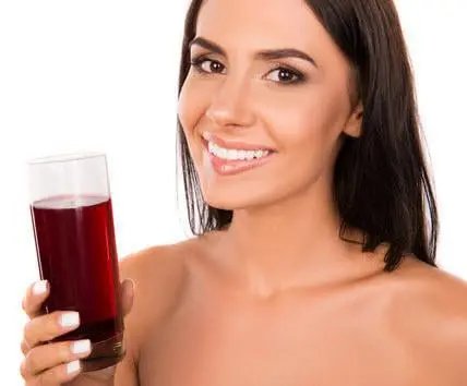 Ikaria Juice women drinking juice